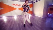 《美女性感》舞蹈教你中国最新爵士舞超级性感露韩国奶最女明星透视教学装图片