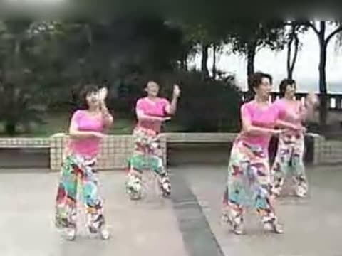 <em>小妹甜甜</em>甜<em>广场舞</em> - 岭南网
